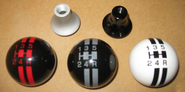WMS Billiard Shift Knob Kit, White w/Black Strips, 2005-10 Mustang