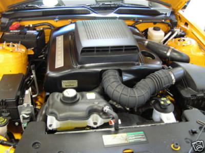 Classic Design Shaker hood system, 05 - 07 Mustang