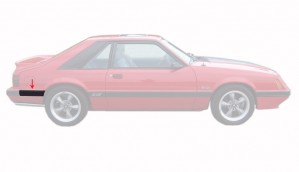 1985-86 Mustang Rear Of Quarter Molding - RH