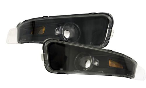 Clear corner lights, black background, 2005-09 Mustang